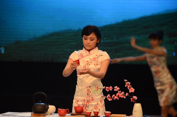 “海博论坛集团杯”首届浙江茶艺邀请赛圆满结束  公司选送节目获得大赛银奖